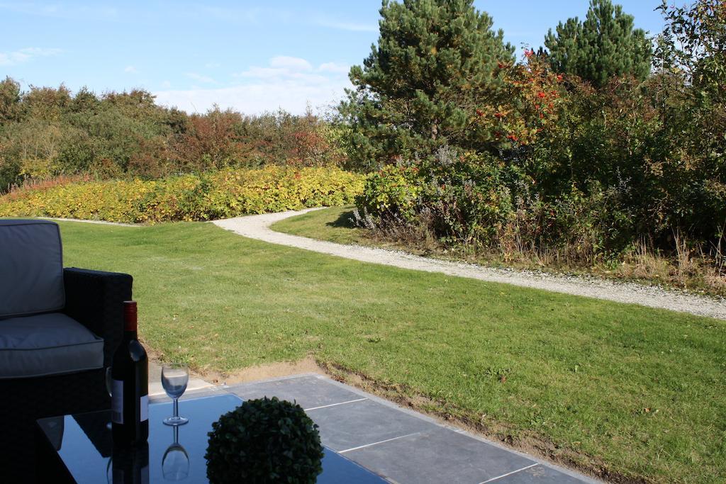 Aphrodite Met Zonnig Terras, Eigen Keuken, Verwarmd Hotel-Zwembad, Nabij Dorp, Duinen En Strand Hollum  Rom bilde